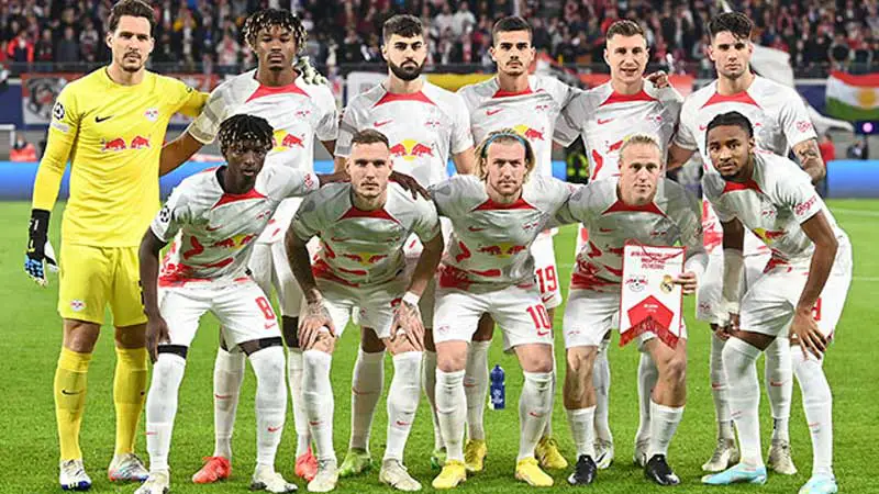 jugadores del RB Leipzig