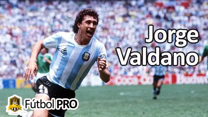Jorge Valdano: El jugador Campeón del Mundo que Pensaba el Fútbol Mientras lo Jugaba